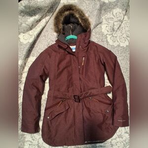 Ladies Columbia SUTTLE Maroon Quilted Winter Jacket Size LARGE